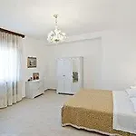 Salento La Scisa Frühstückspension 4*