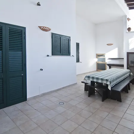 Bed and Breakfast Salento La Scisa 3*